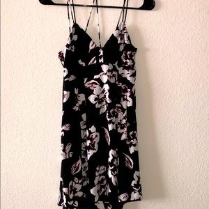 Express black floral short dress size 0